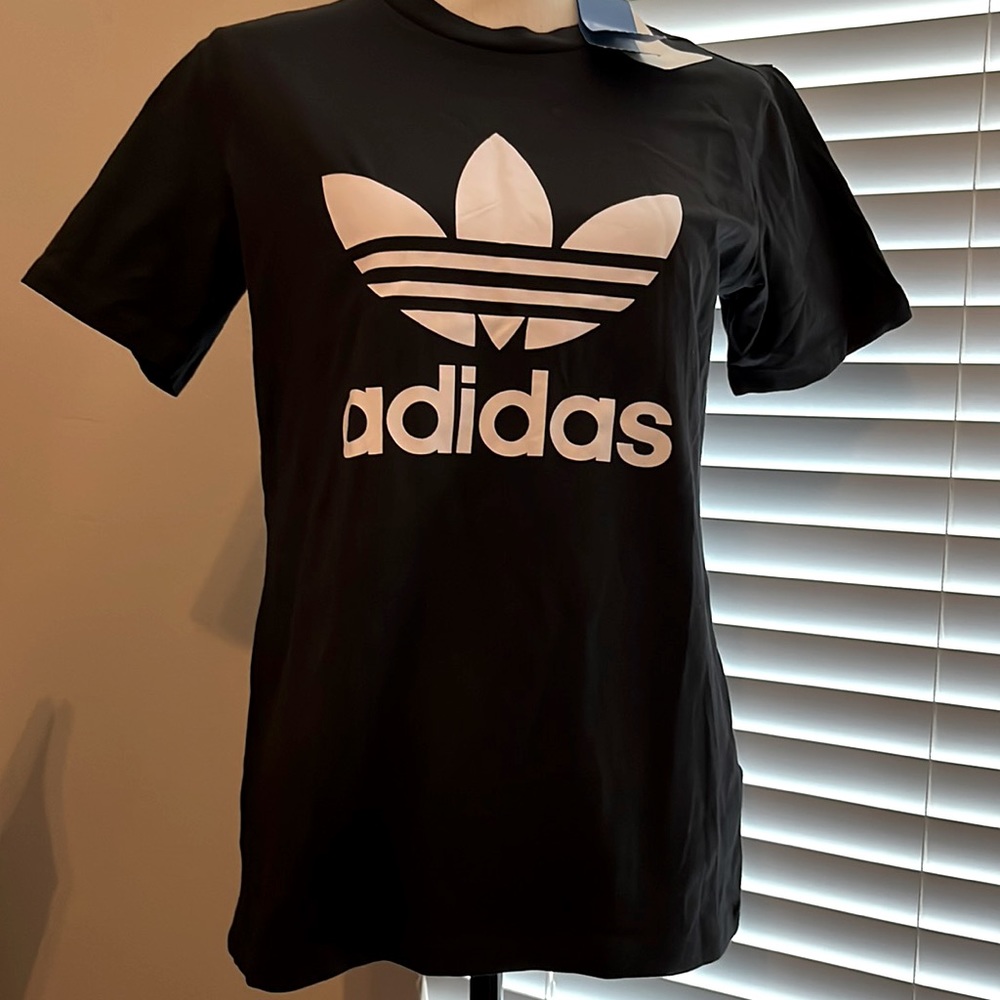Adidas T-Shirt
